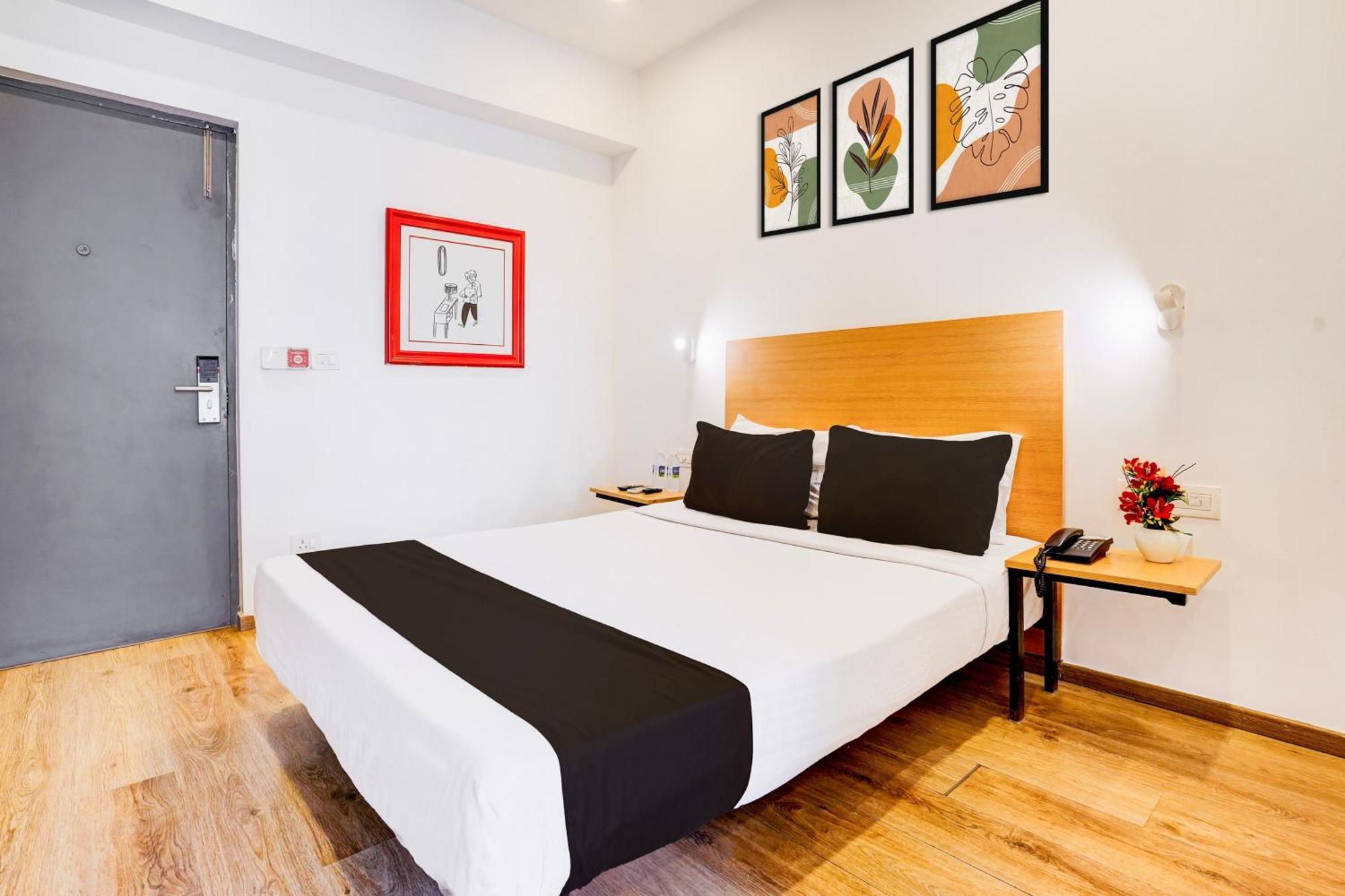 Hotel Super Townhouse Khar The Unicontinental Bombaj Zewnętrze zdjęcie