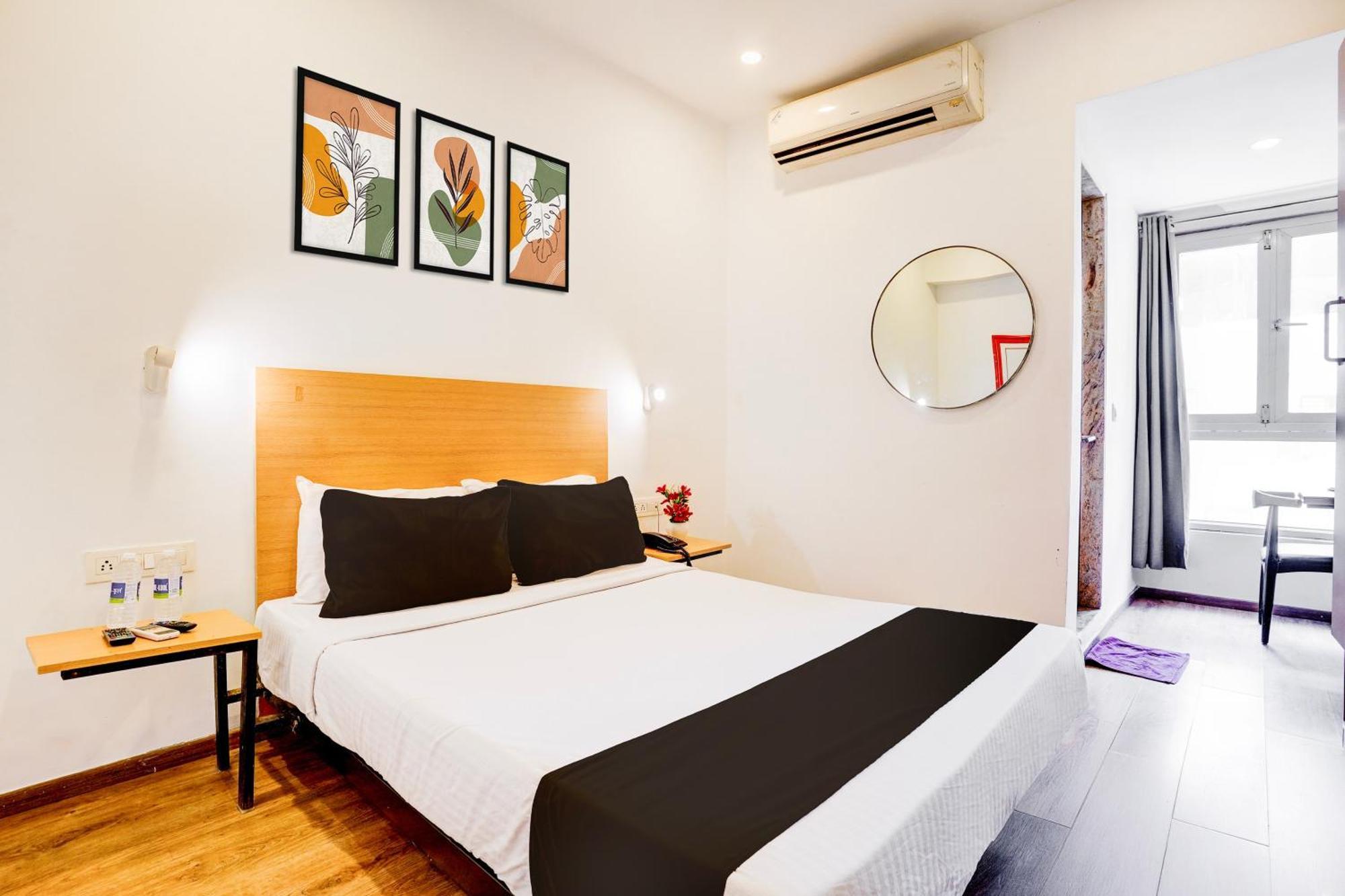 Hotel Super Townhouse Khar The Unicontinental Bombaj Zewnętrze zdjęcie