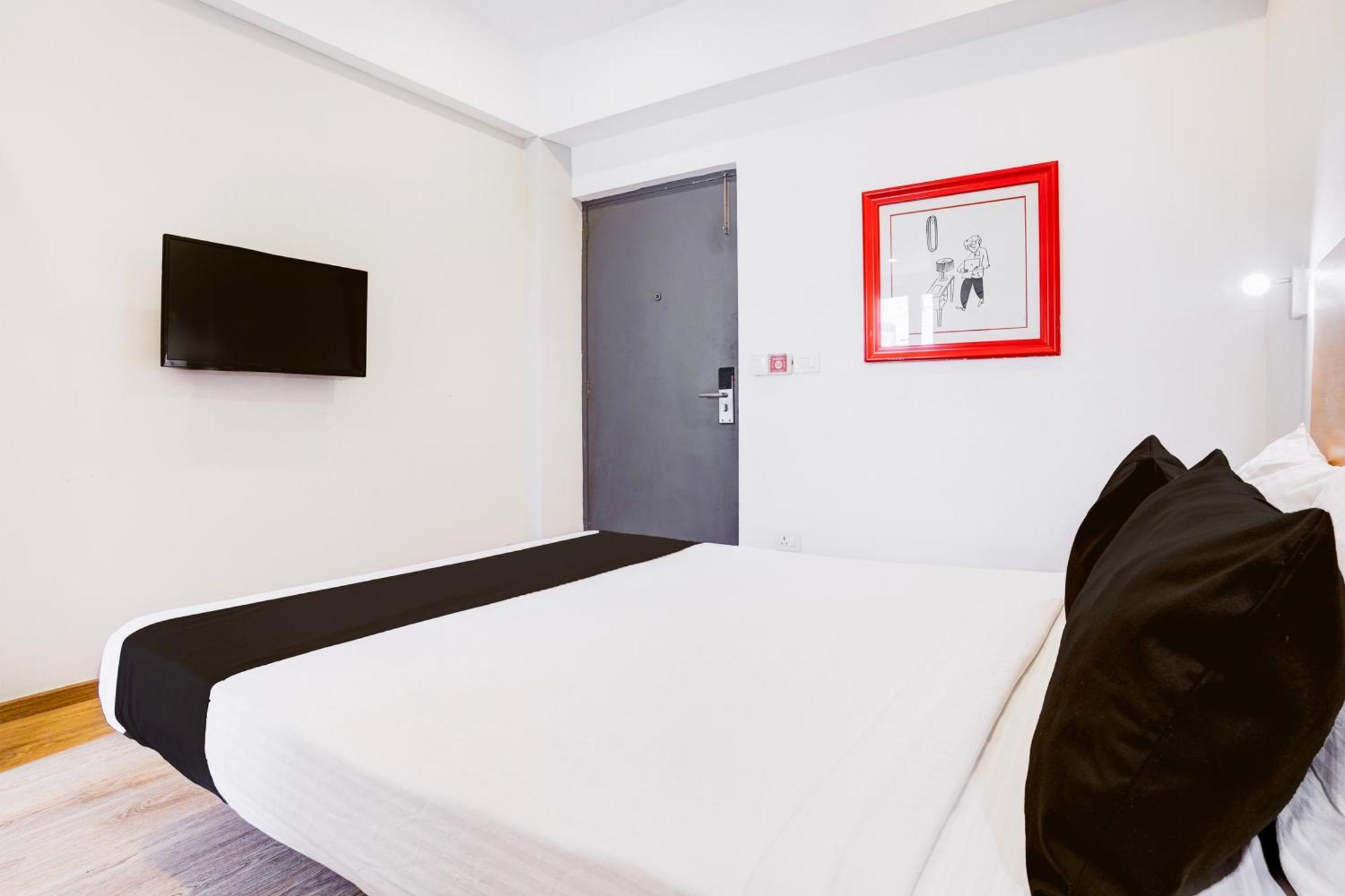 Hotel Super Townhouse Khar The Unicontinental Bombaj Zewnętrze zdjęcie