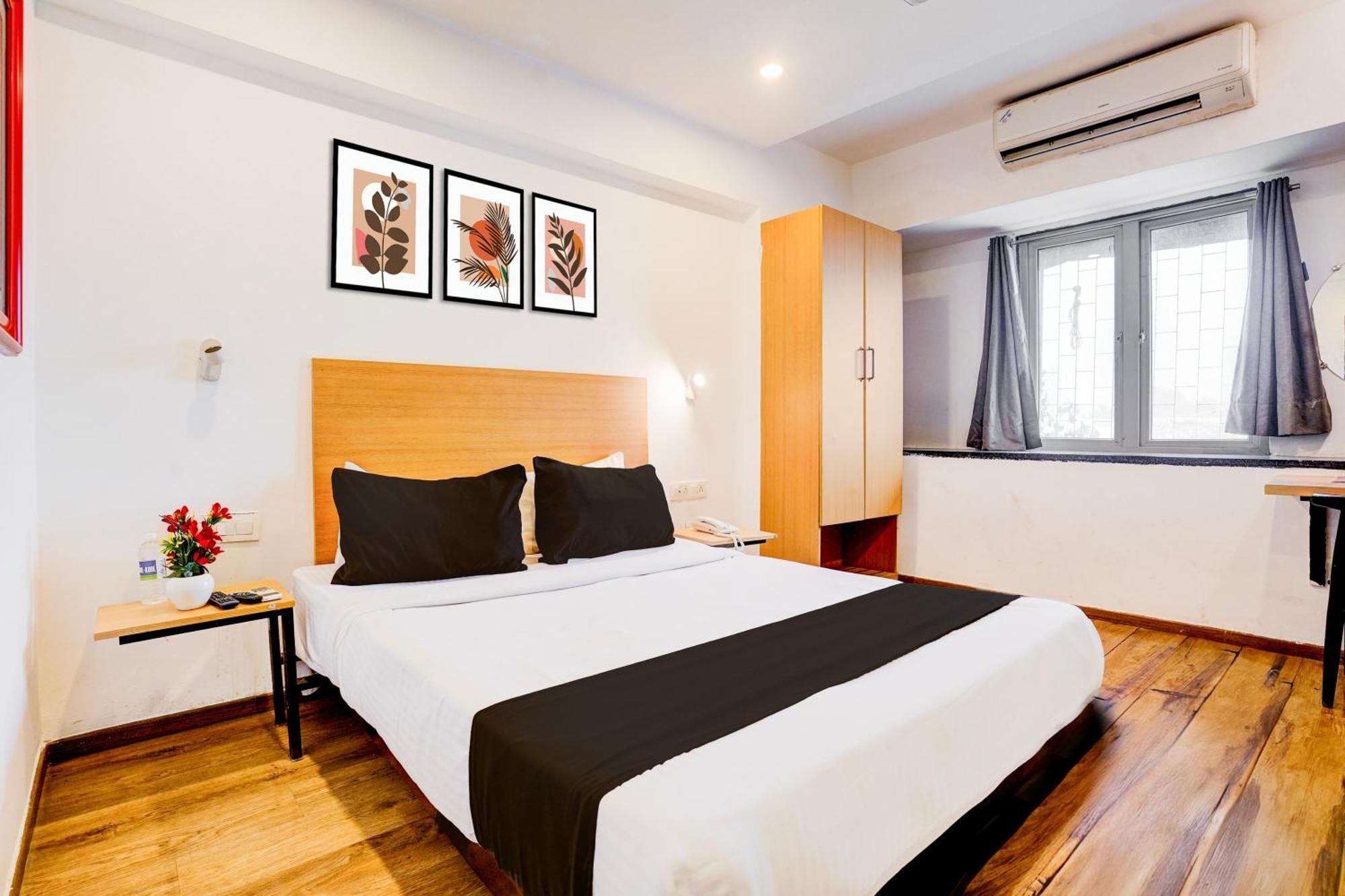 Hotel Super Townhouse Khar The Unicontinental Bombaj Zewnętrze zdjęcie